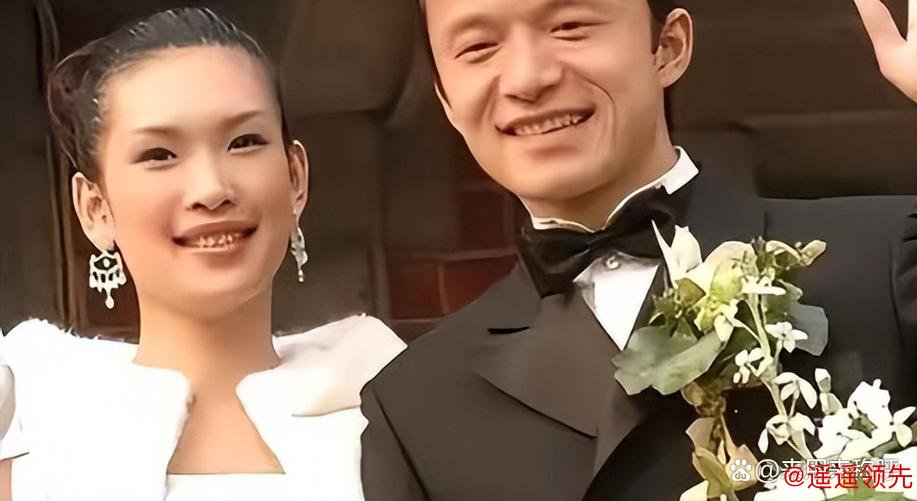 谢晖也没想到，不愿给自己生娃的佟晨洁，如今却在给魏巍当妈