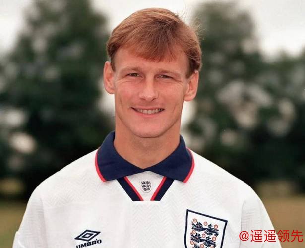 谢林汉姆：踢枪手姆伯莫还得踢中锋，谢什科现在还难担大任